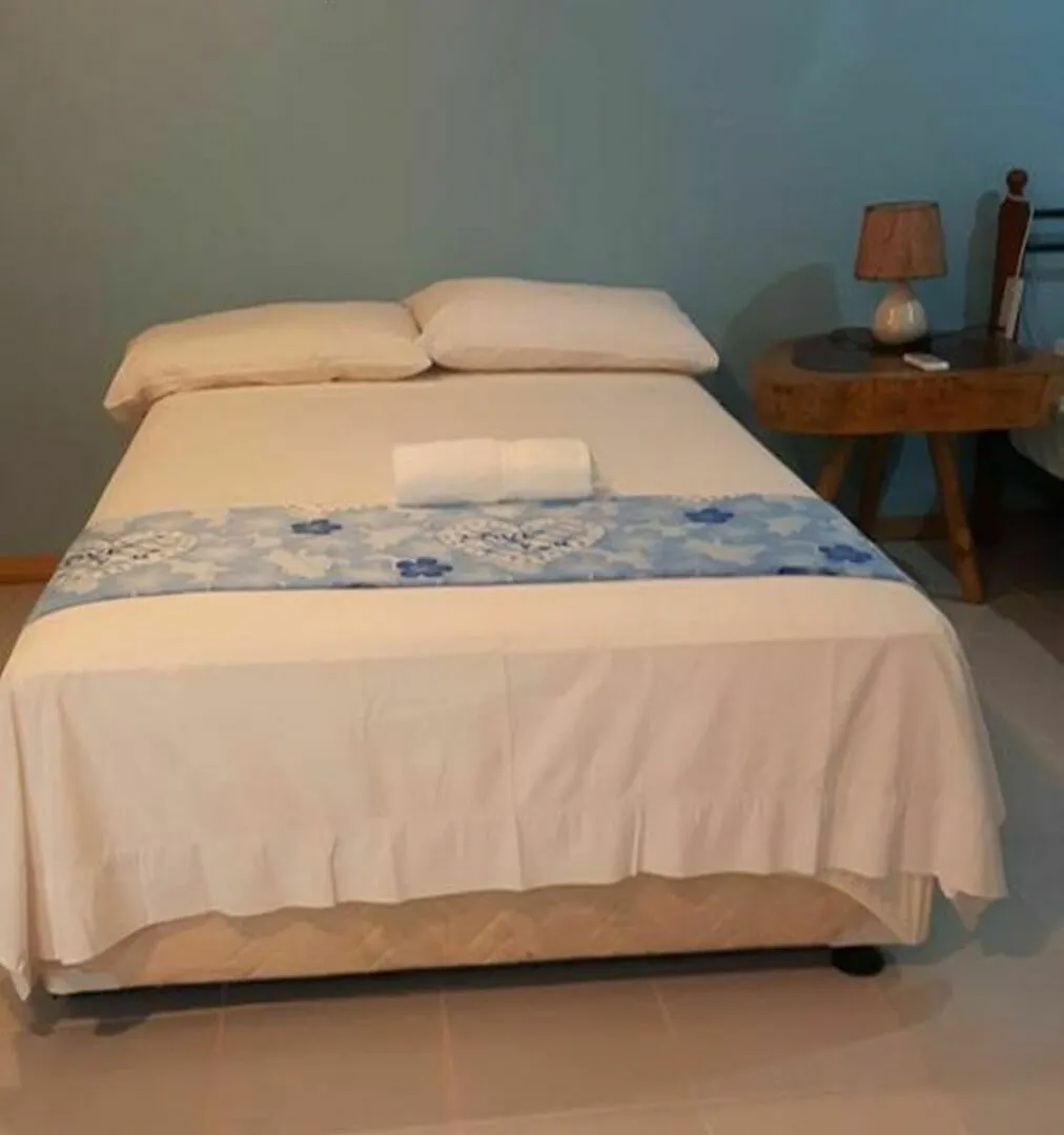 Alma'S Guesthouse Panglao 0*,
